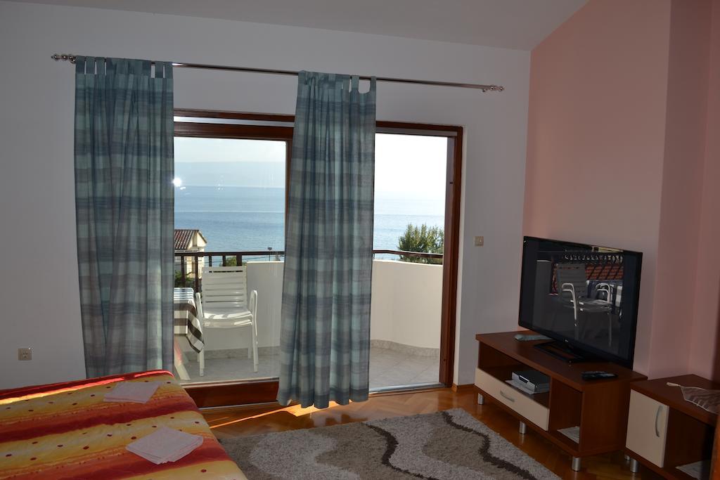 Apartments Karlo Omiš Cameră foto
