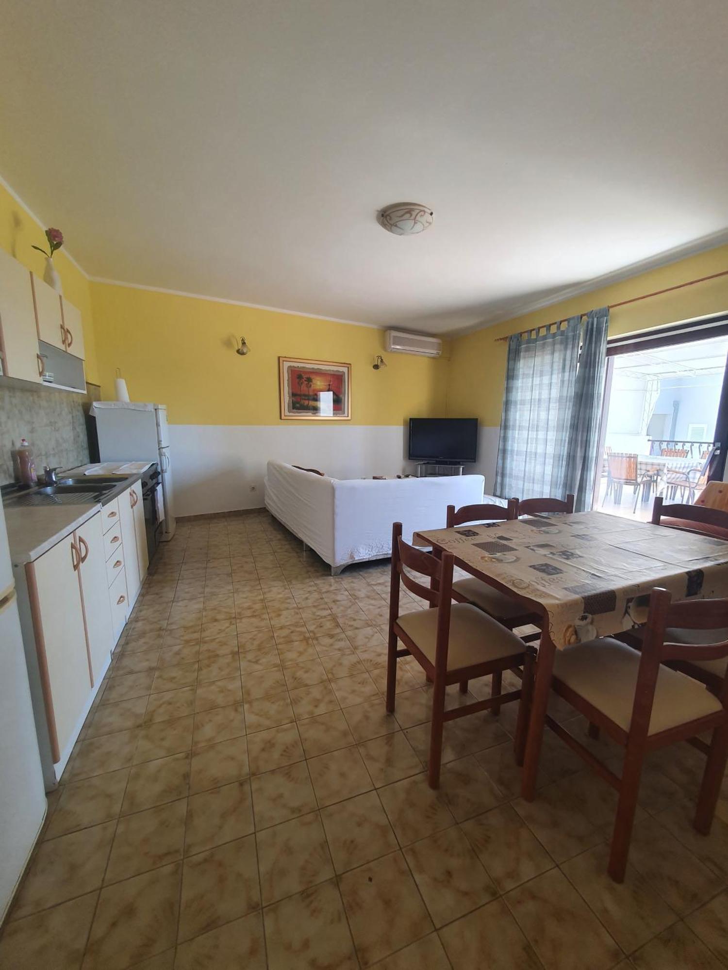 Apartments Karlo Omiš Cameră foto