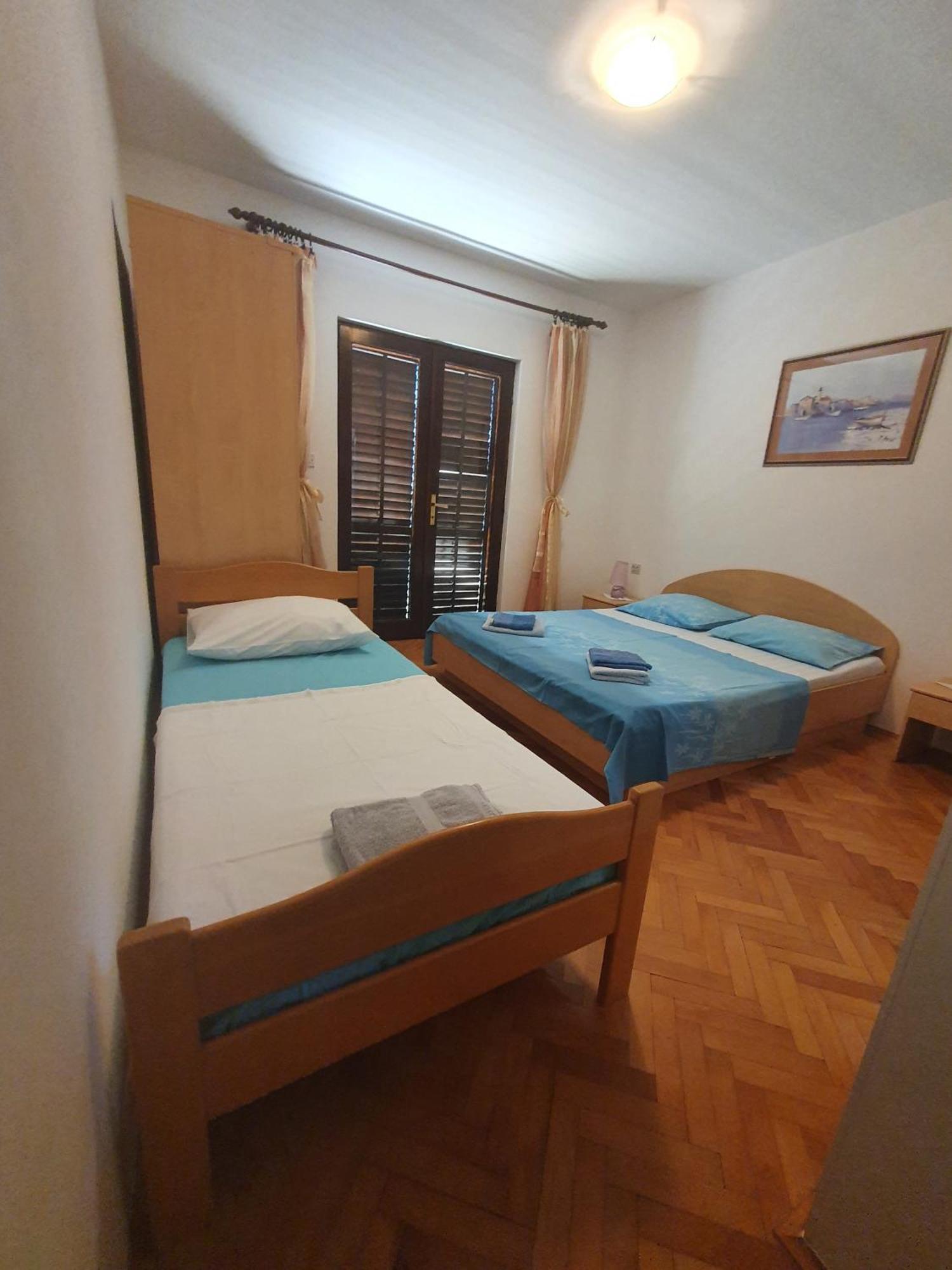 Apartments Karlo Omiš Cameră foto