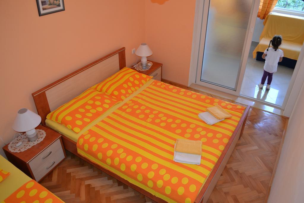 Apartments Karlo Omiš Cameră foto