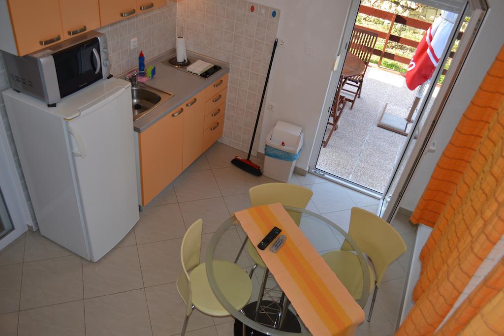 Apartments Karlo Omiš Cameră foto