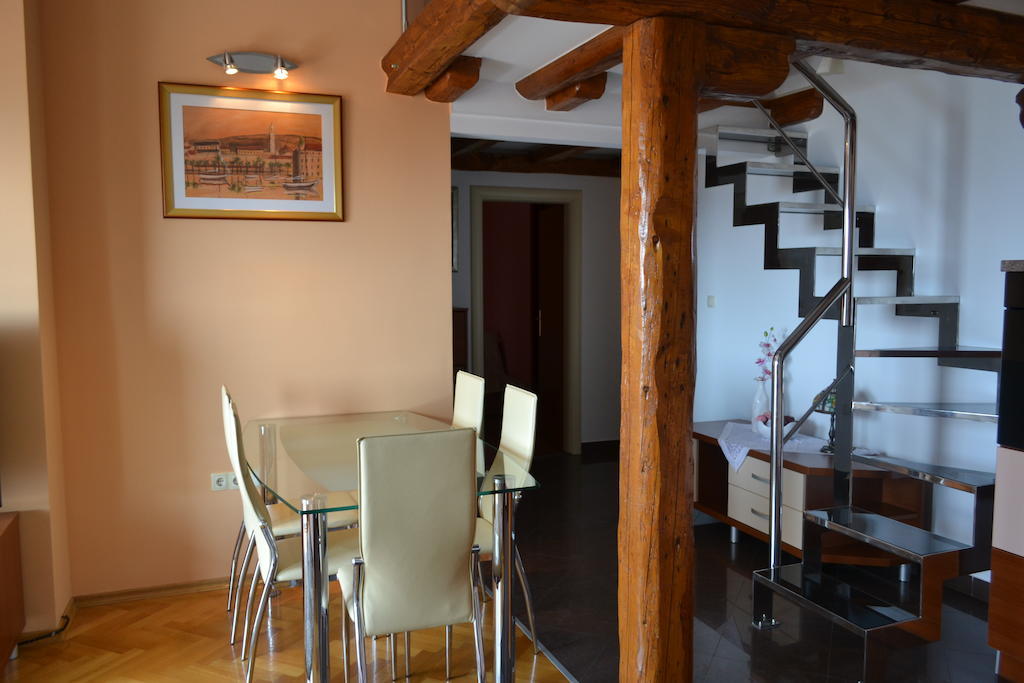 Apartments Karlo Omiš Cameră foto